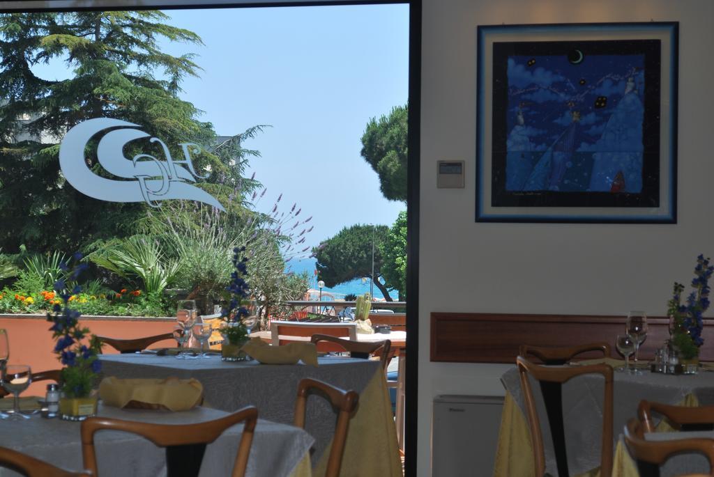 Hotel Galleano Laigueglia Buitenkant foto